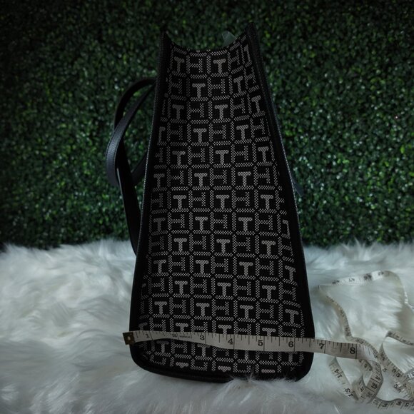 Tommy Hilfiger Tote - Picture 3 of 8